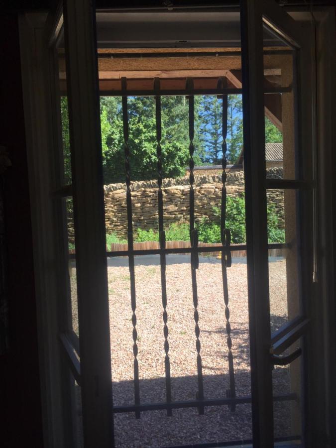 Le Jardin De Theleme "Charme Discret Pour Un Nid Douillet" Villa Mazille Kültér fotó